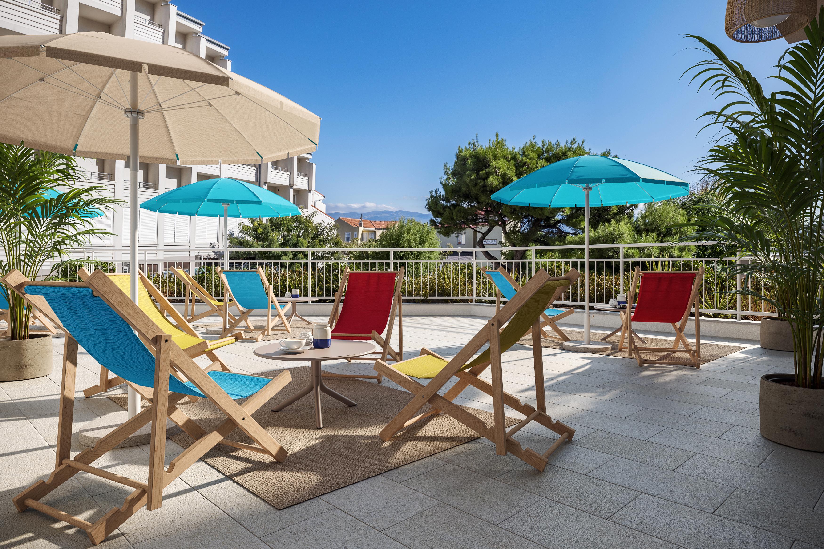 Sunny Baska Hotel Екстериор снимка