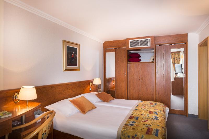 Sunny Baska Hotel Екстериор снимка